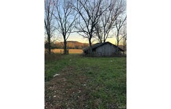 ... Choctaw Road, Fordland, MO 65652
