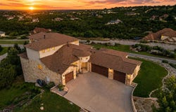 1501 Chalk Bluff Ct, Leander, TX 78641