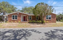 12301 Cedar St, Cedar Key, FL 32625