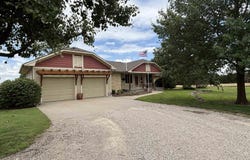 1346 17th Ave, McPherson, KS 67460
