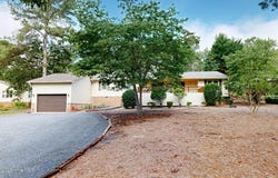 102 Thistle Lane, West End, NC 27376
