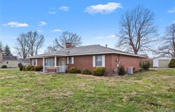 212 S Main Street, Brighton, IL 62012