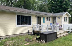 5611 NE EAST SHORE DRIVE 5616 NE EAST SHORE DRIVE, KALKASKA, MI 49646