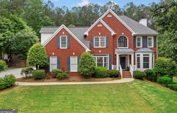 495 Stonehaven Drive, Fayetteville, GA 30215