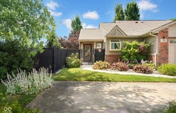 1481 Wrenwood Drive, Columbus, IN 47201