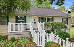 477 Erie Street, Hubbard, OH 44425