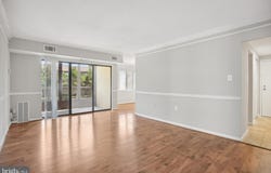 609 CENTER STREET, HERNDON, VA 20170