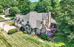 1344 S Fox Paw Drive, New Palestine, IN 46163