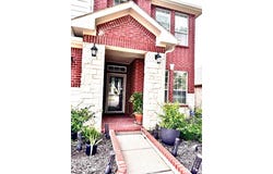 724 Clear Water Drive, Lewisville, TX 75056