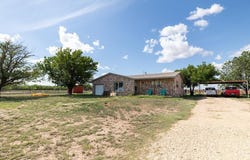 14356 CR 2214, Fluvanna, TX 79517