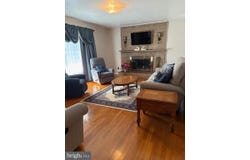 73 WOODLAND DRIVE, PETERSBURG, WV 26847