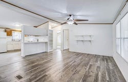 62 Portia Avenue, Rockport, TX 78382