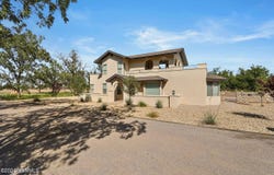 320 W. University Ave., Las Cruces, NM 88005