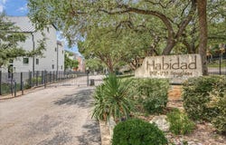 1707 Spyglass DR 41, Austin, TX 78746