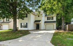 108 Lilburne Way, Yorktown, VA 23693