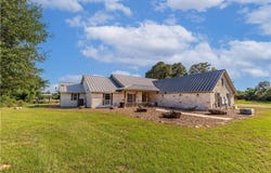 1081 Yaupon Creek Estates Drive, COLUMBUS, TX 78934