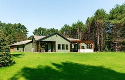 6745 S Lowes Creek Road, Eau Claire, WI 54701