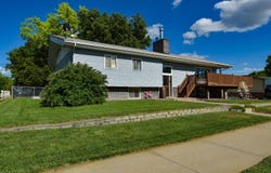 1011 Pacific Street, Cambridge, NE 69022