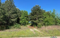 619 W Broadway St., Big Sandy, TX 75755