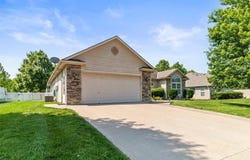 1111 SW 13th Street, Oak Grove, MO 64075