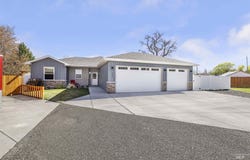 929 Applewood Dr, Buhl, ID 83316