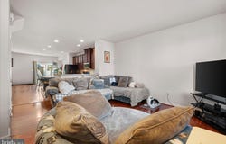 23 MISSISSIPPI Point, FALLING WATERS, WV 25419