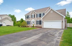 33 Sherman Way, Ballston Spa, NY 12020