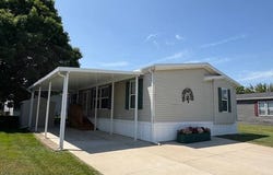 472 Flamingo St, Rochester Hills, MI 48309