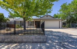 539 Rawe Peak Drive, Dayton, NV 89403