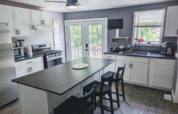 405 E SOUTH STREET, KENNETT SQUARE, PA 19348
