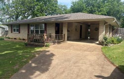 1104 Walnut St., Pocahontas, AR 72455