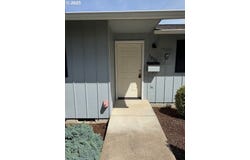 1012 W L ST, Springfield, OR 97477