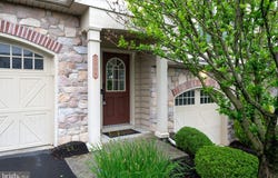 2005 GOLDEN COURT, MECHANICSBURG, PA 17055