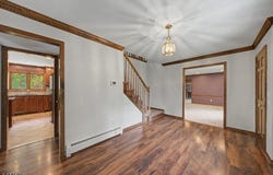4 Unneberg Ave, Roxbury Twp., NJ 07876-1215