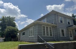 219 W Kickapoo Street, Hartford City, IN 47348