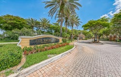 140 Yacht Club Way, Hypoluxo, FL 33462