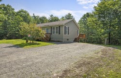 5 Randolph Lane, Naples, ME 04055