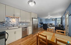 1104 S Cleveland Ave, Sioux Falls, SD 57103