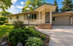312 Cambridge Avenue, Ipswich, SD 57451