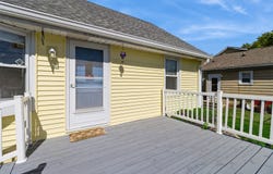 2322 E 39th Street, Des Moines, IA 50317