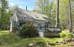 1010 Redlawn Lane, Lake Ariel, PA 18436