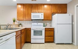 8200 Wyntree Villas Drive, Newburgh, IN 47630