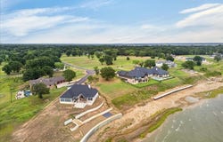 1548 Shoreline Dr, Mabank, TX 75143