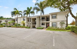 12870 Briarlake Drive, Palm Beach Gardens, FL 33418