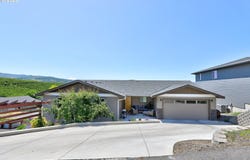 1637 E 21ST ST, The Dalles, OR 97058