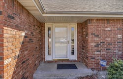 2380 W Cambridge Street, Bolivar, MO 65613