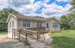 1800 S Harding Street, Oak Grove, MO 64075