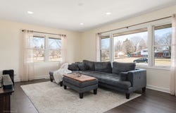 11N958 Almora Terrace, Elgin, IL 60124