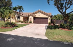 15580 Winkfield Cir, Davie, FL 33331