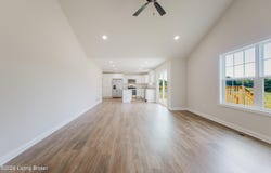 109 Valerie Ct, Brandenburg, KY 40108